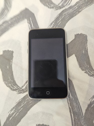 Apple ipod touch 2nd - ipod,