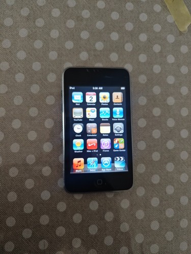 Apple ipod touch 2nd - ipod,